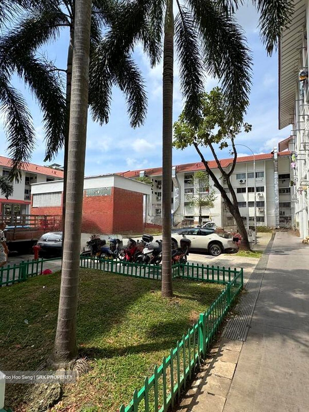 Serangoon Central Drive (D19), Retail #469064581